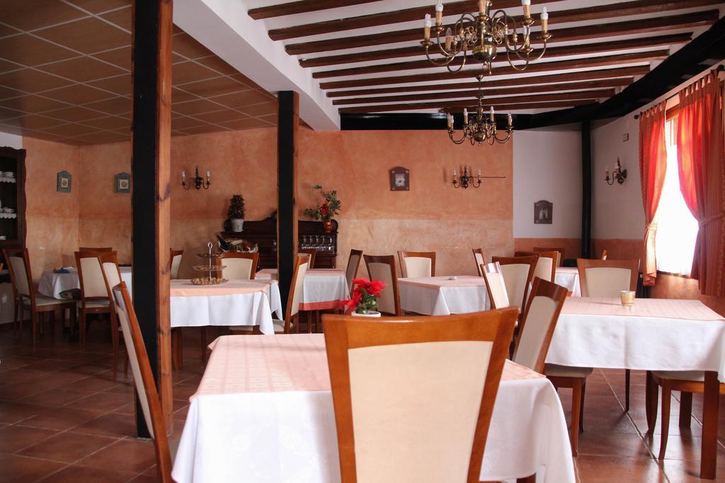 La Casa Del Maestro Guest House Tardelcuende Екстериор снимка